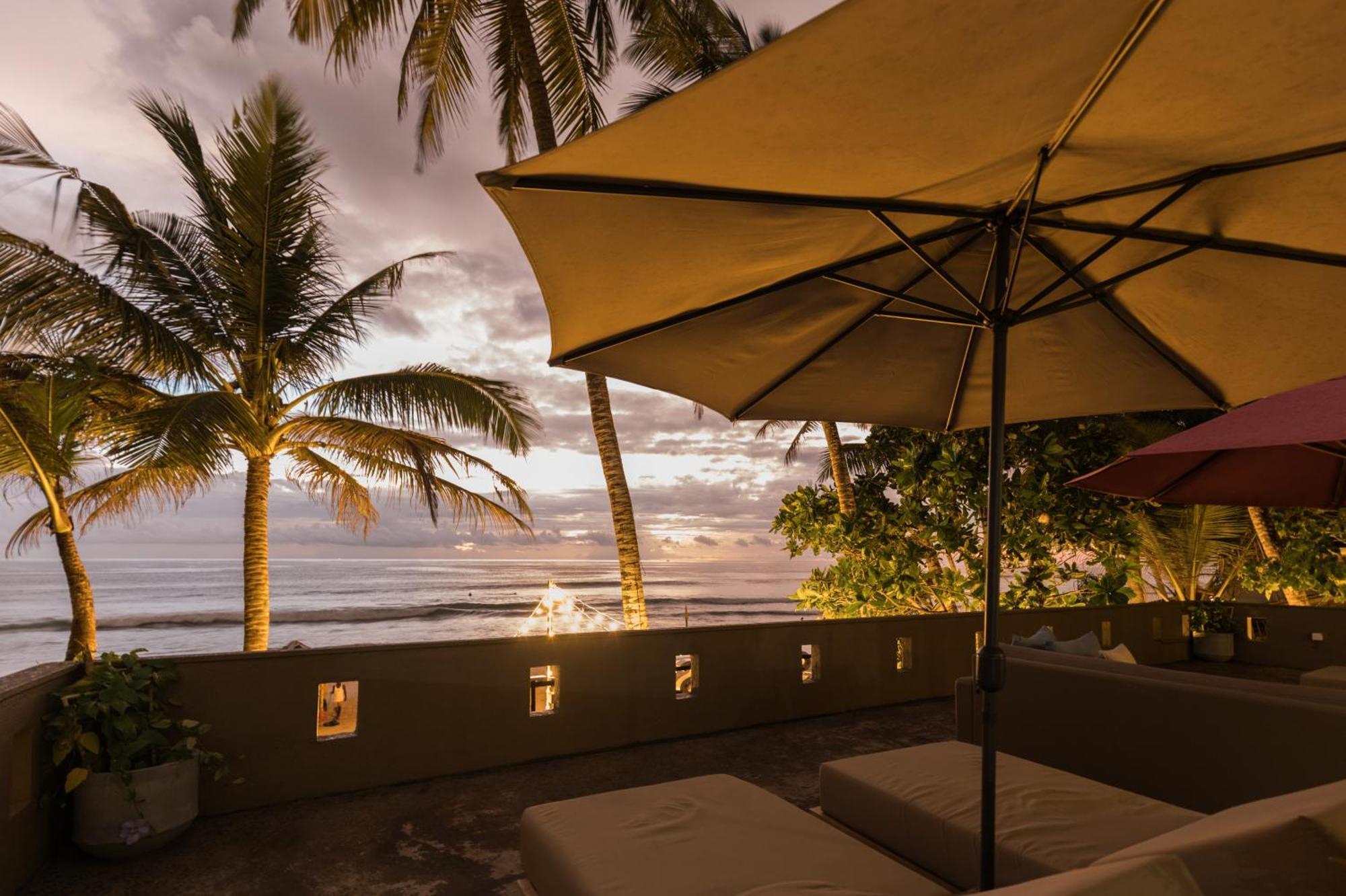 Sea Salt Society Hotel Hikkaduwa Exterior foto